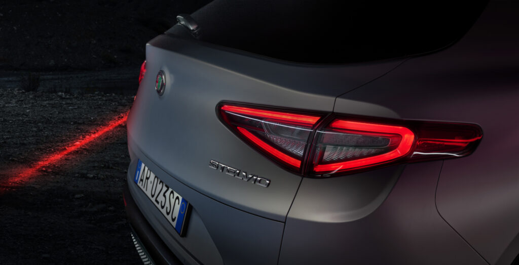  Alfa Romeo Teases New Lighting Signature – Is It For The Next-Gen Stelvio?